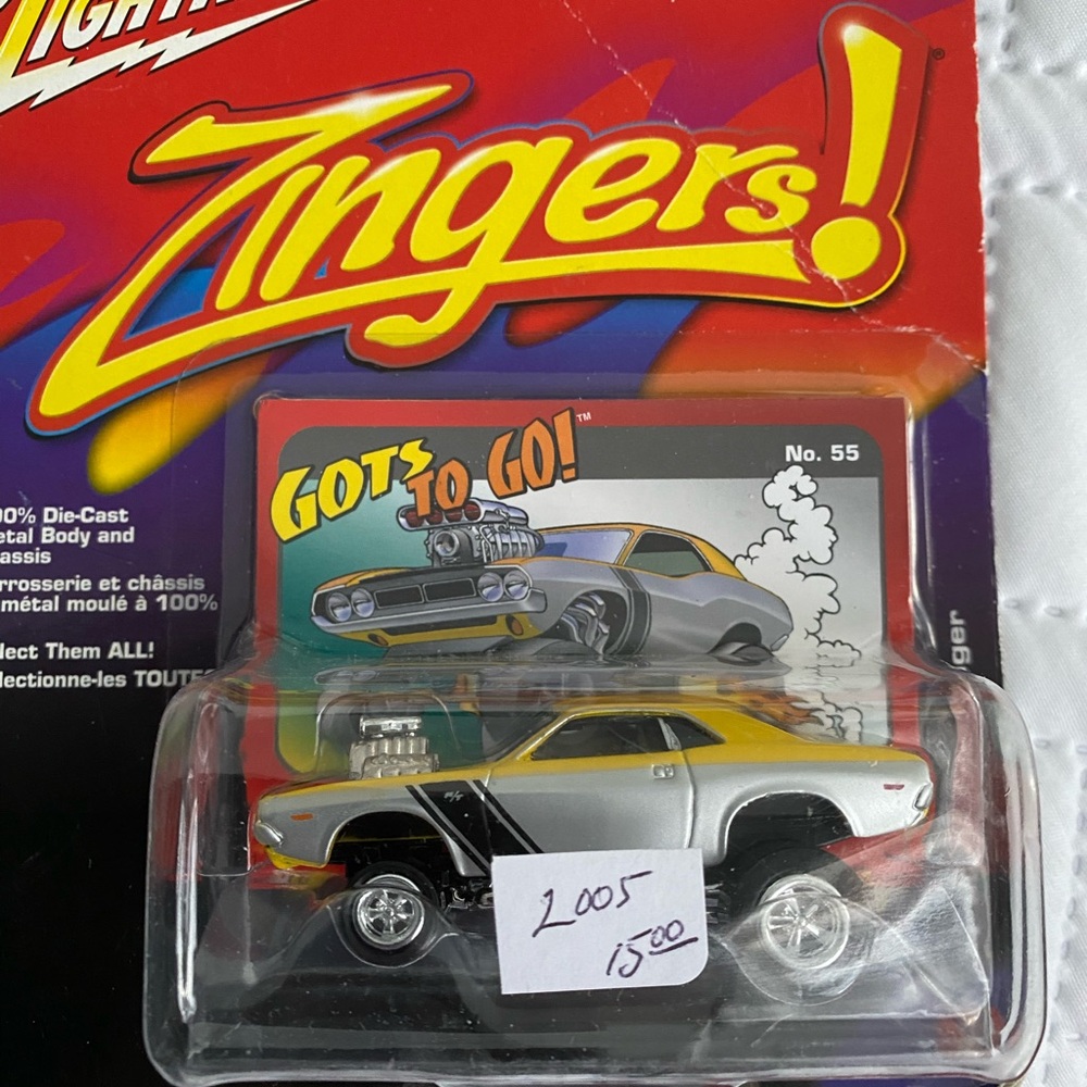Zingers Die-Cast Toy Car - Silver and Yellow